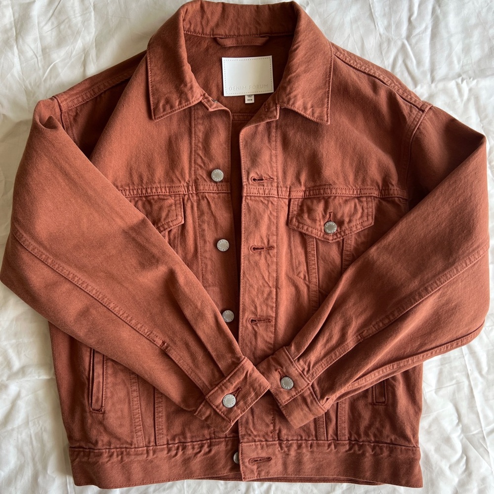 NWOT Aritzia Denim Forum Jacket